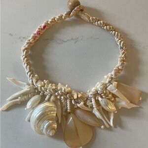 Elegant Tan Neutral Shell Rope Necklace Vintage 16”